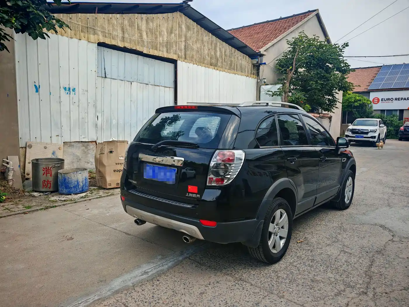 Chevrolet Captiva 2012 2012 Model 2.4L 2WD Urban Edition 5-Seater