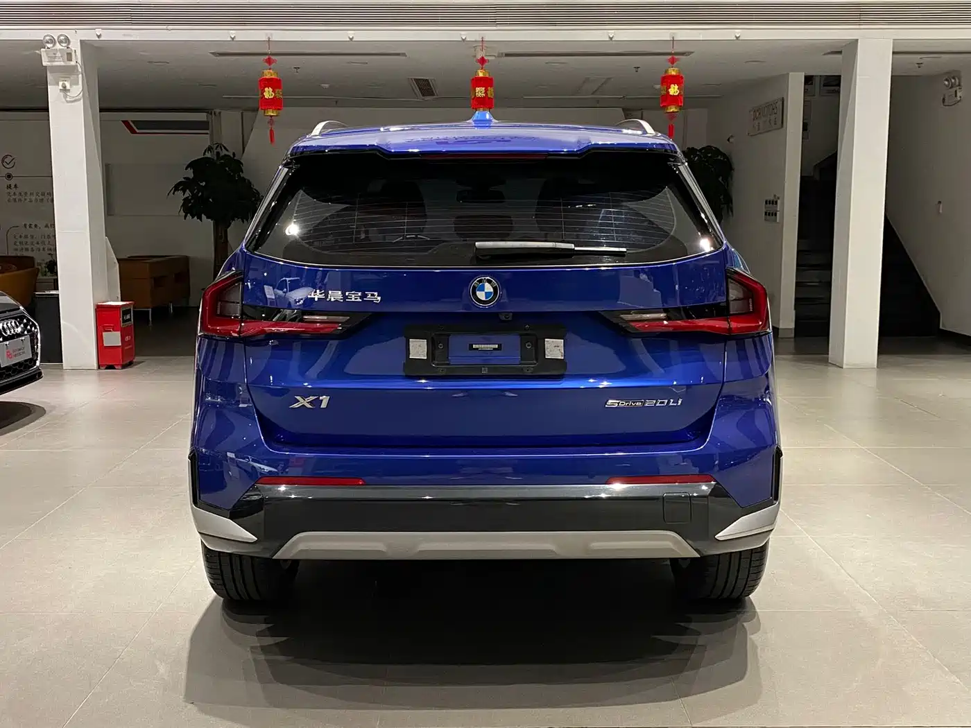 BMW X1 2023 sDrive20Li X Design Package фото 5
