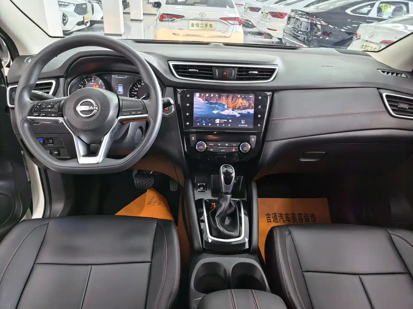 NISSAN QASHQAI