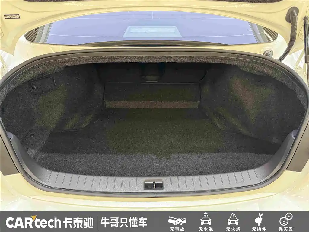 Infiniti Q50L 2021 2018 2.0T Premium Edition (China VI)