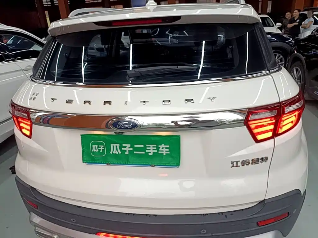Фото 6 - Ford Territory