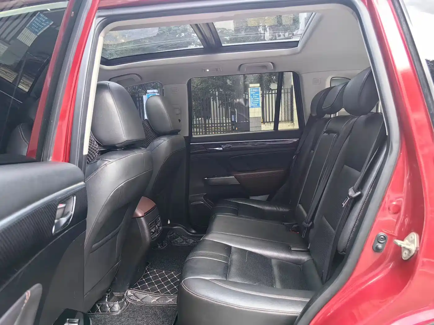 GAC Trumpchi Trumpchi GS7 2017 2017 320T 2WD Luxury Smart Connect