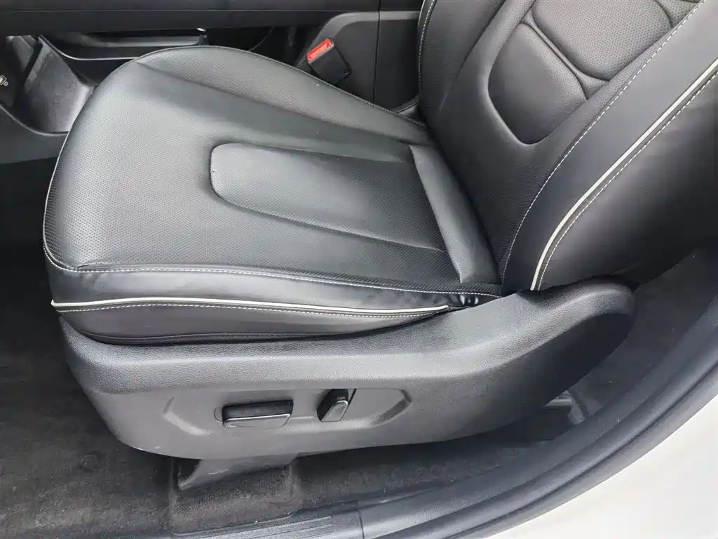 Hyundai Kustu 2021 270TGDi Premium LUX фото 20