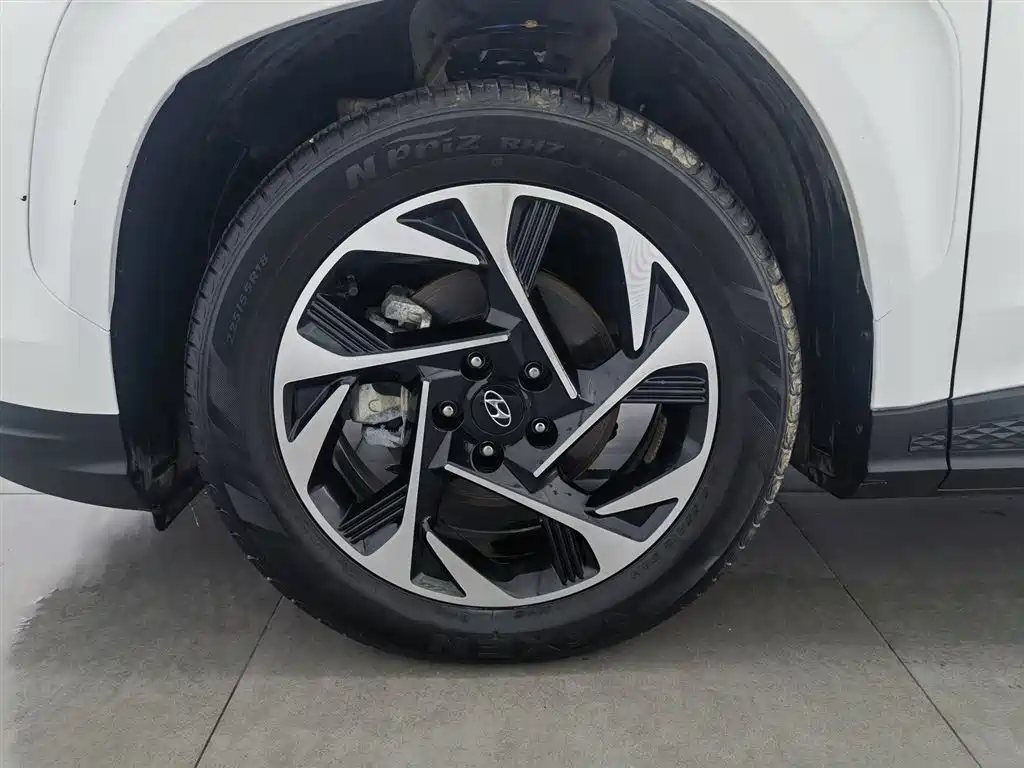 Hyundai Kustu 2021 270TGDi Premium LUX фото 17