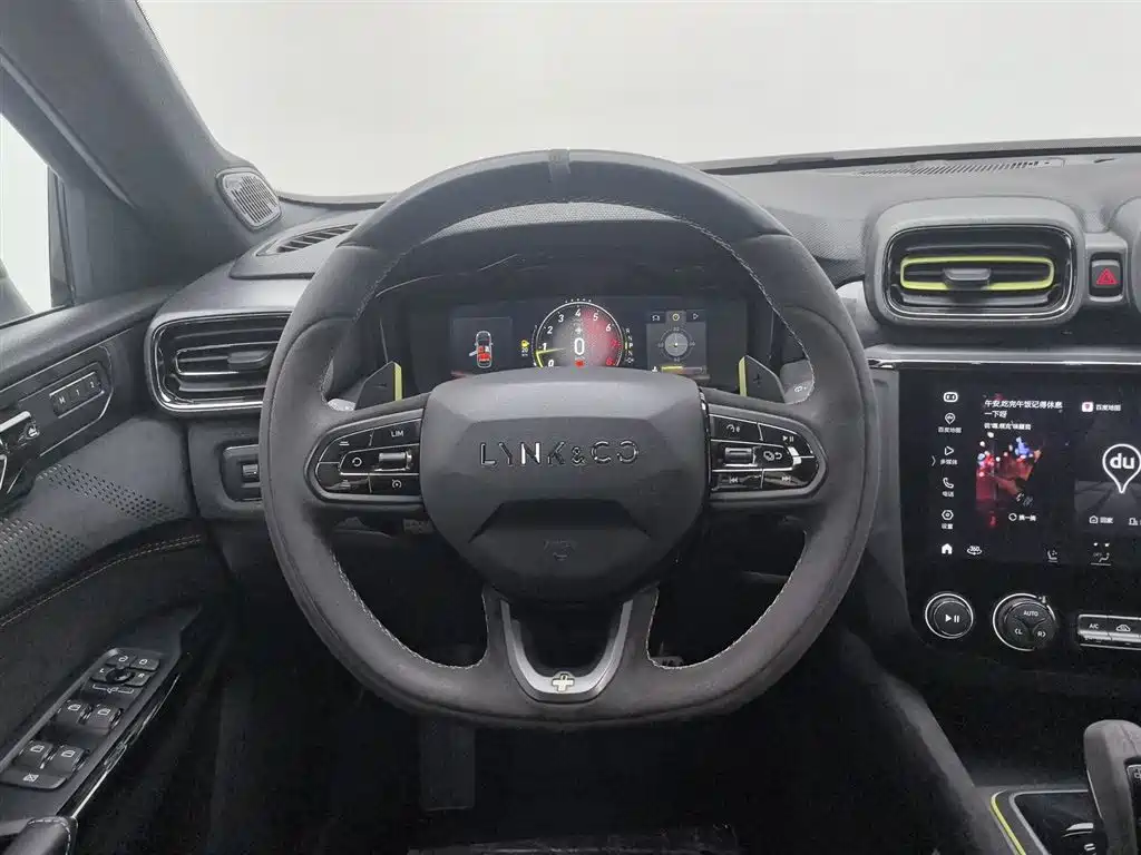 Lynk & Co 03 2021 03+ 2.0TD Auto Wind Rider Edition фото 11
