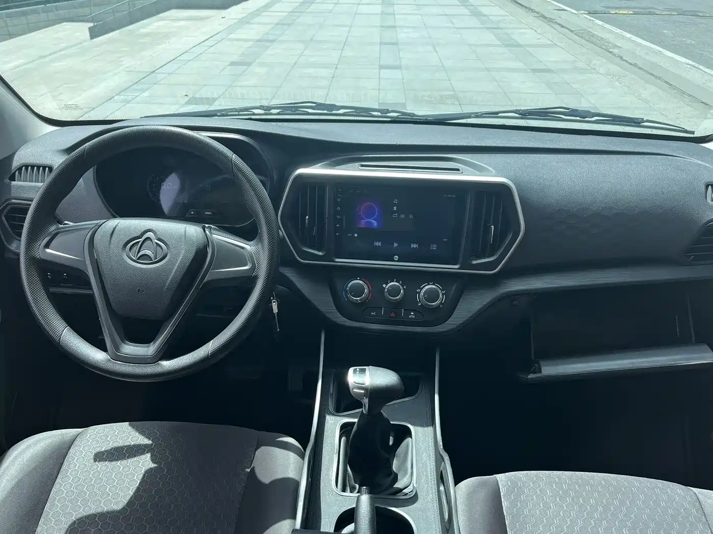 CHANGAN CHANGAN RUIXING EM80