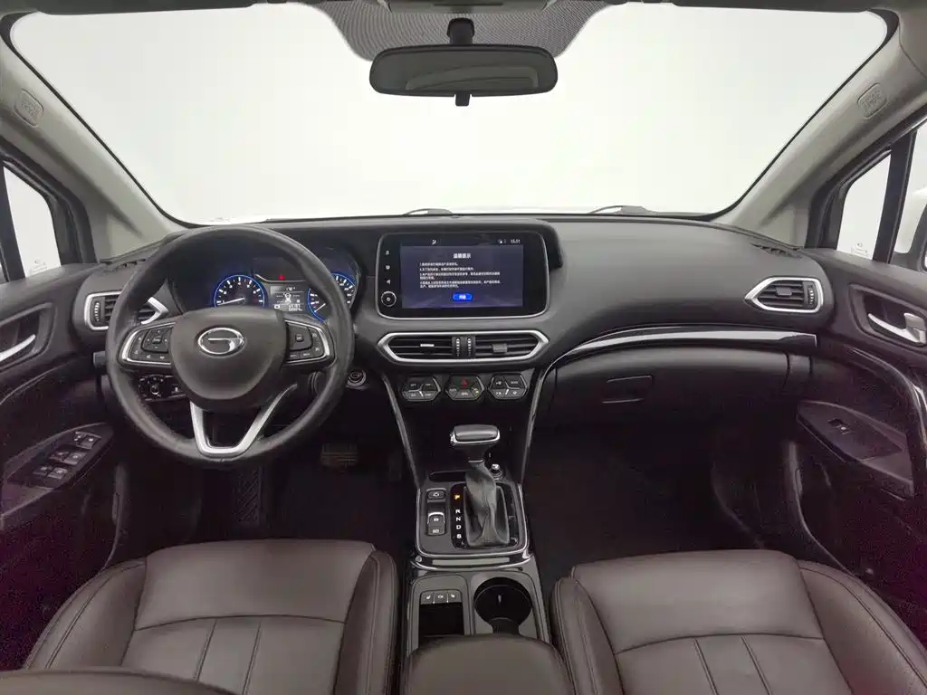GAC Trumpchi Trumpchi GS4 2018 235T Automatic 2WD Luxury Smart Connect Million Commemorative Edition фото 5