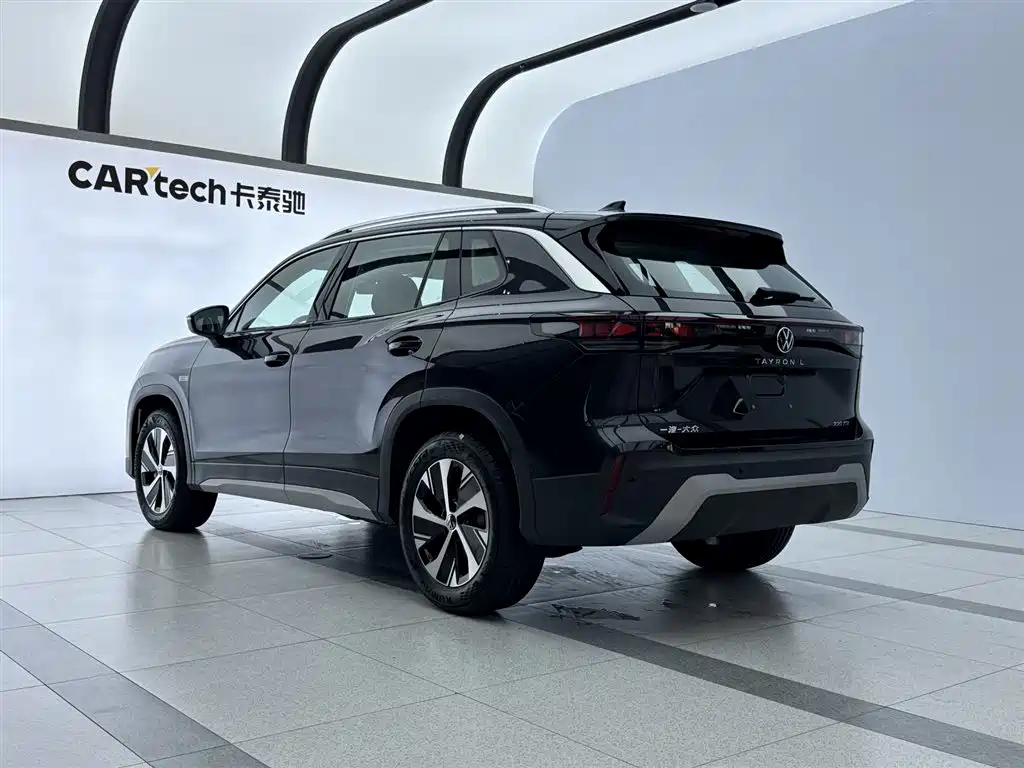 Volkswagen Tayron 2025 Tayron L 330TSI 2WD Elite фото 3