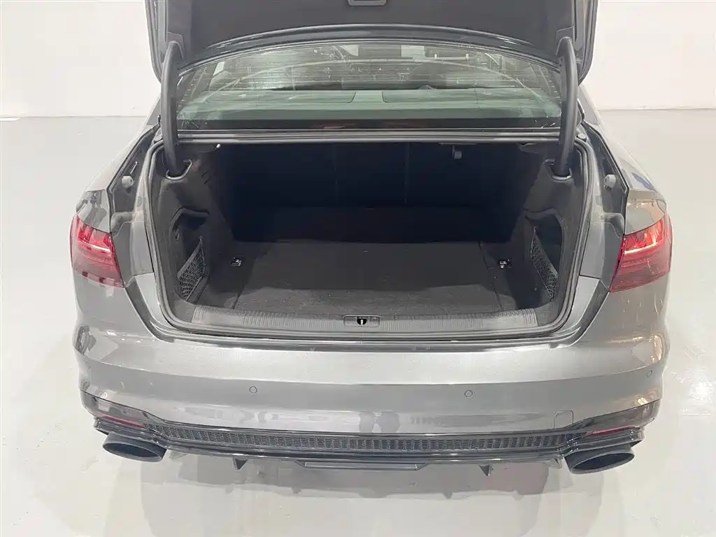 Audi A4L 2024 40 TFSI quattro RS Kit Speed Edition фото 7