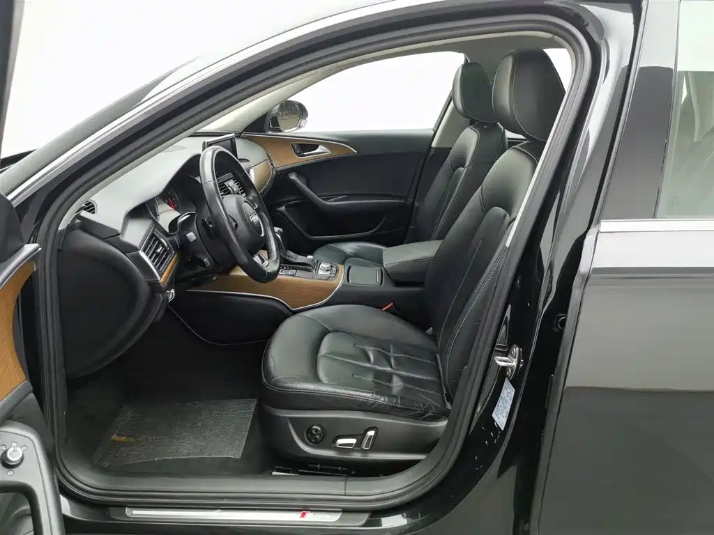 Audi A6L 2018 30th Anniversary 30 FSI Style фото 10