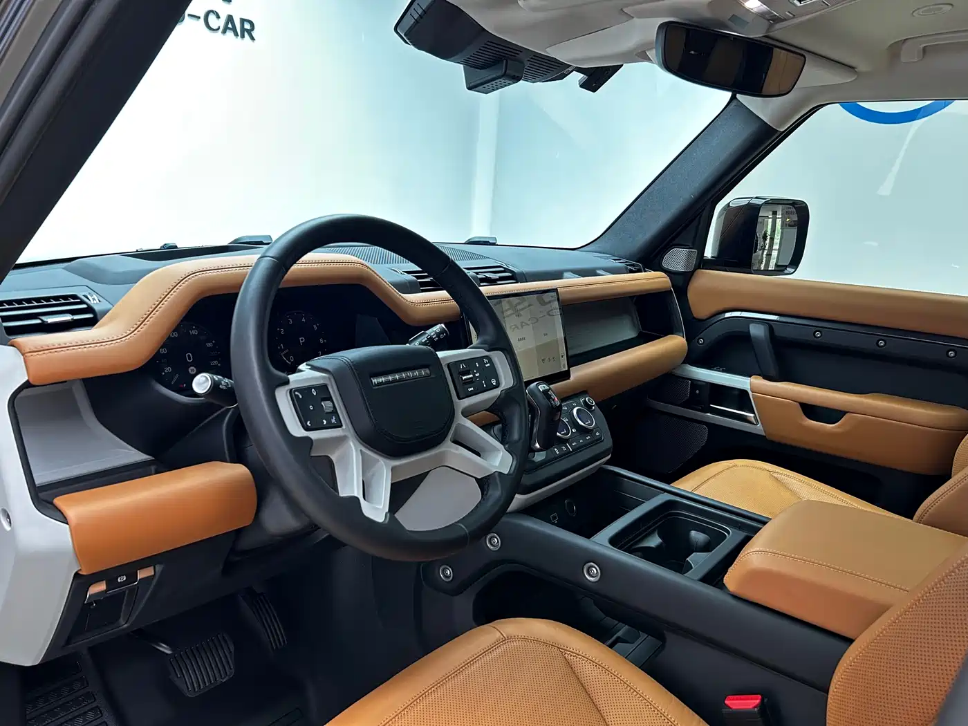 LAND ROVER GUARD