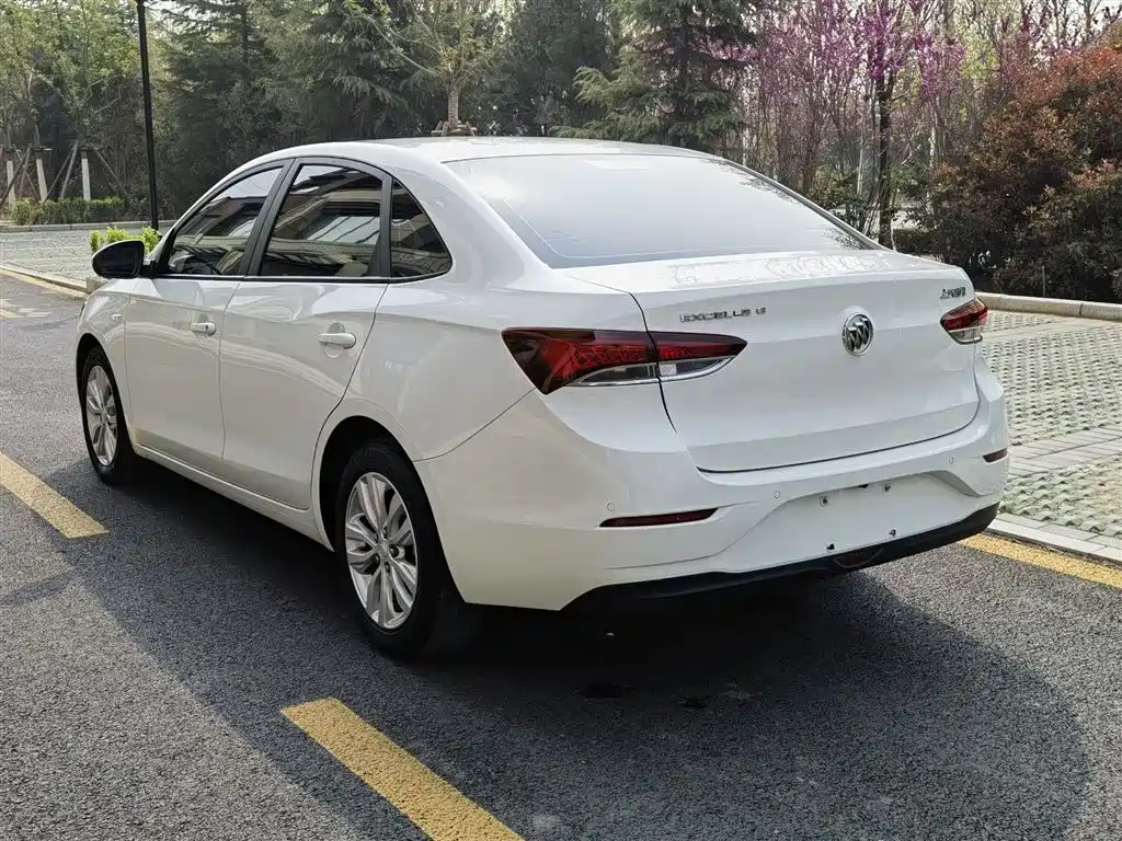 Buick Excelle 2021 Exemplar 1.5L Auto Elite фото 25