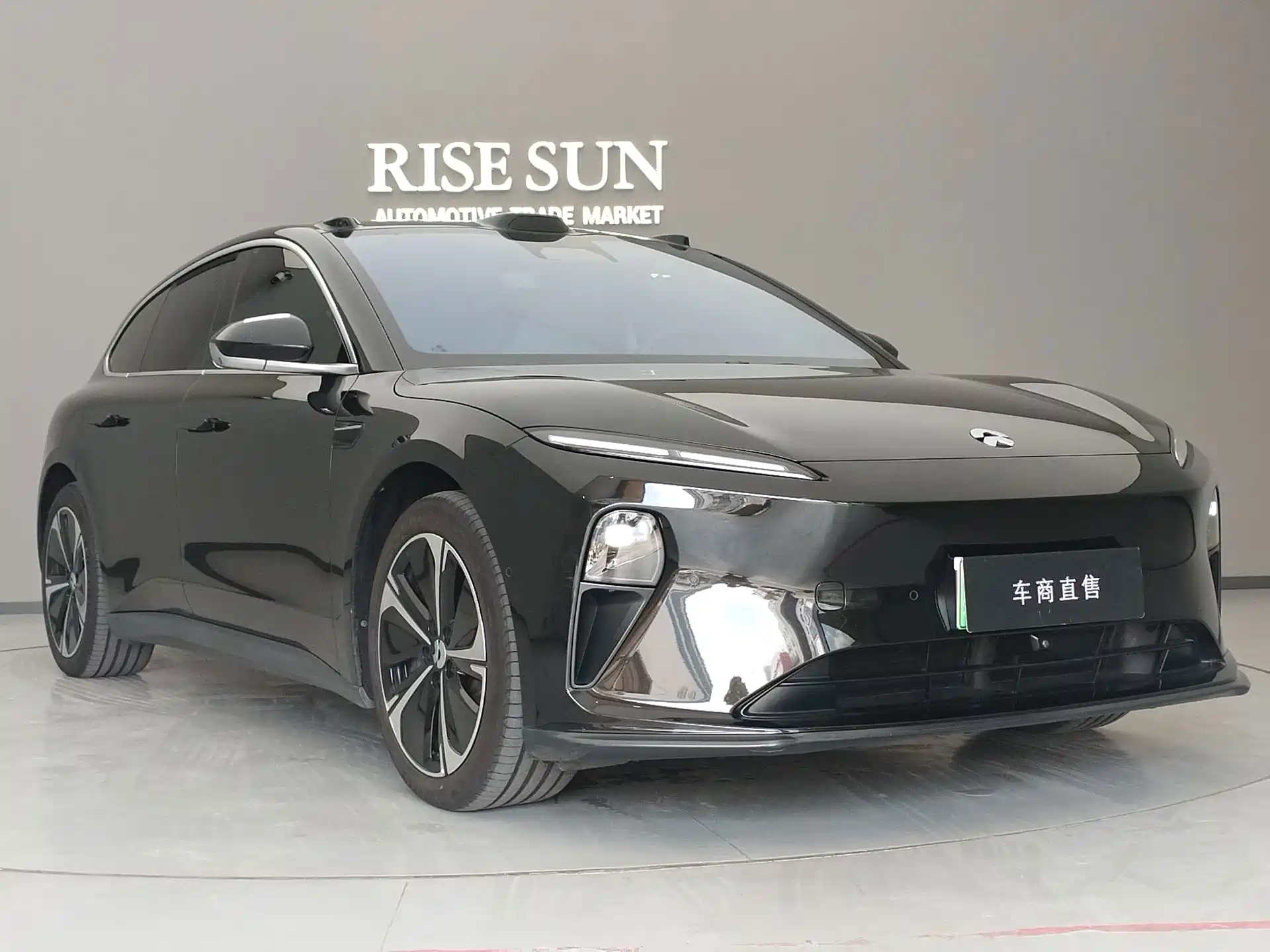 Фото 4 - NIO ET5T
