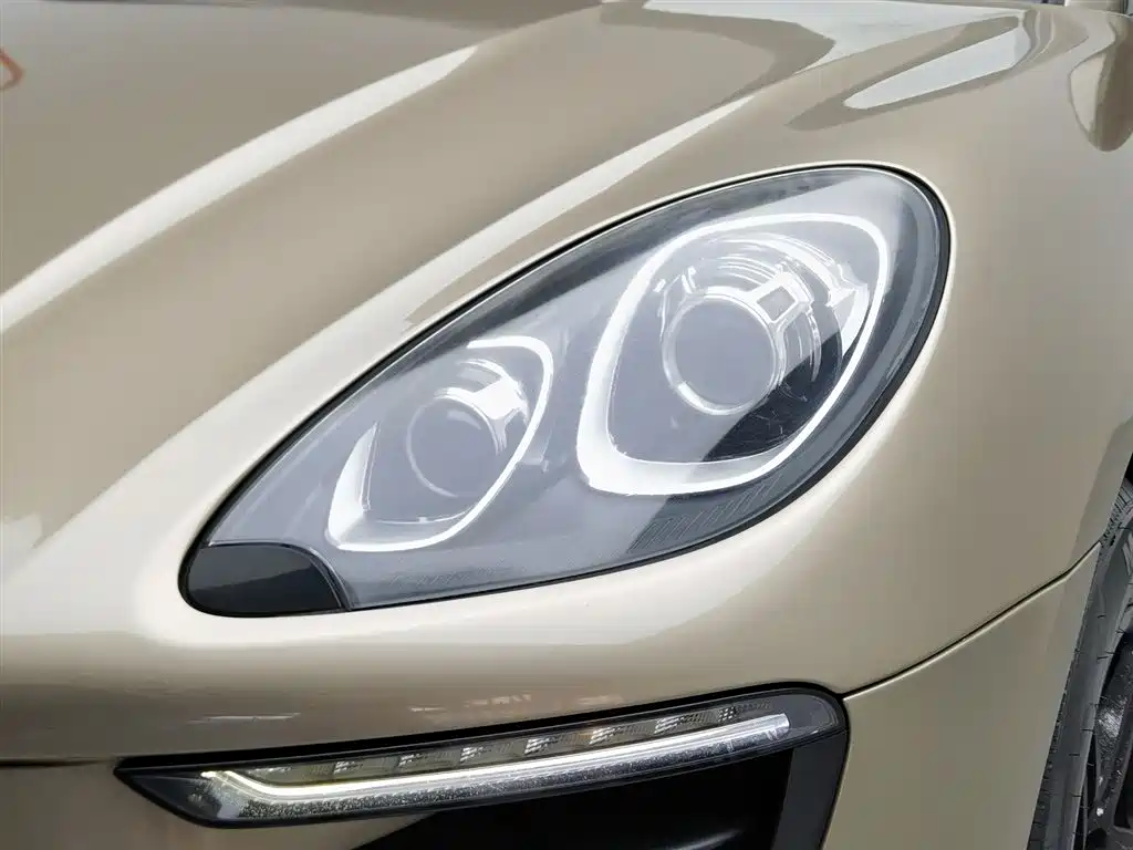 Porsche Macan 2017 Macan 2.0T фото 7