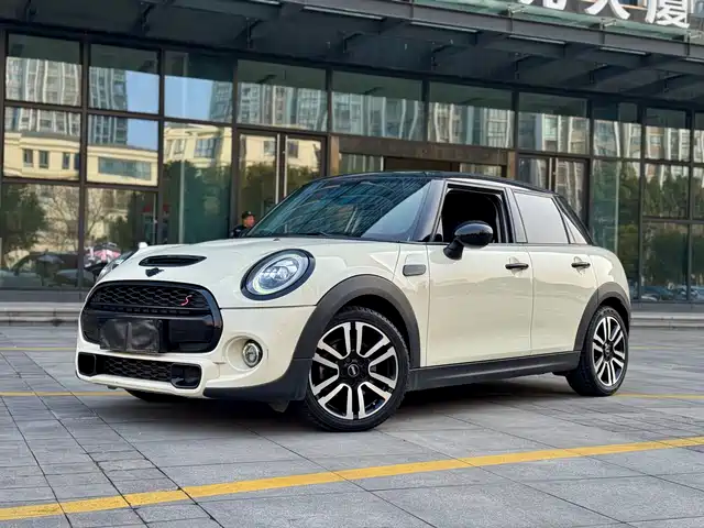 MINI 