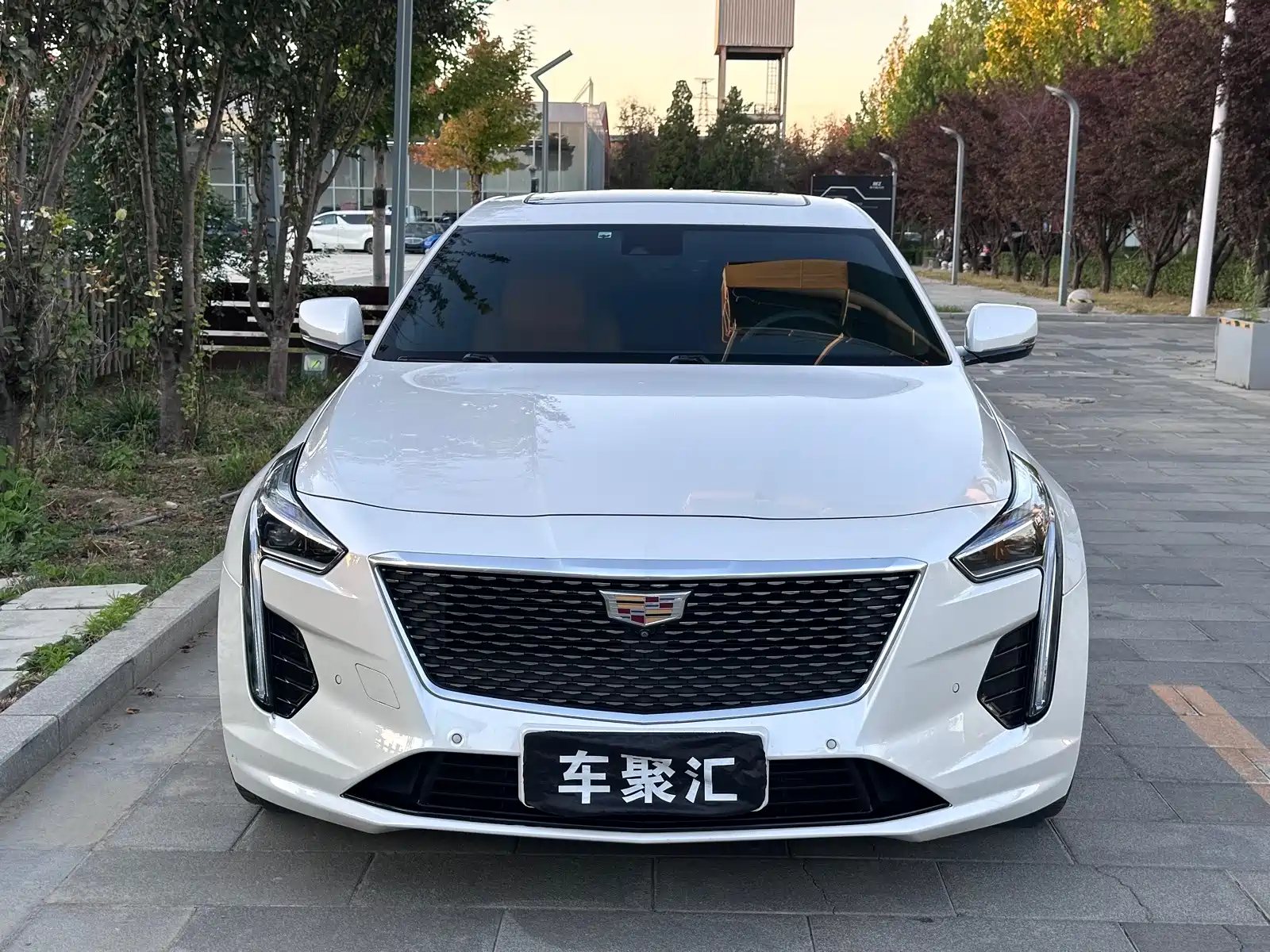 Фото 2 - Cadillac CT6