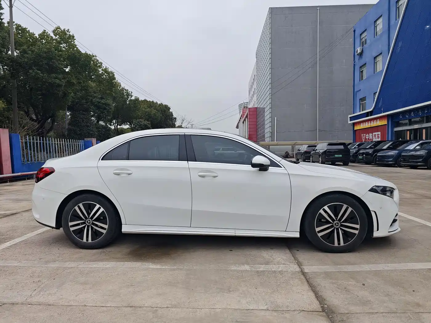 MERCEDES-BENZ A CLASS