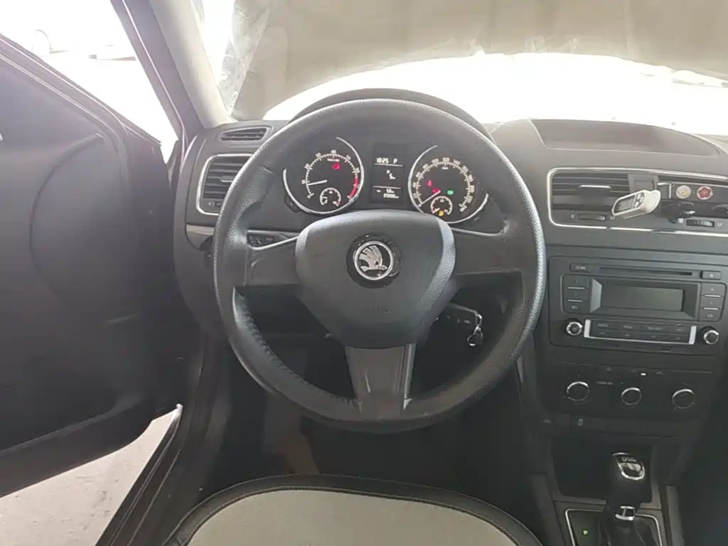 Škoda Yeti 2016 2016 1.4TSI DSG Forward Edition