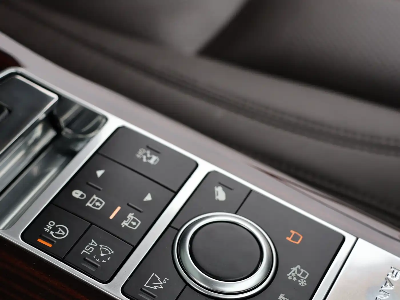 Land Rover Range Rover 2014 3.0 SC V6 Vogue фото 21