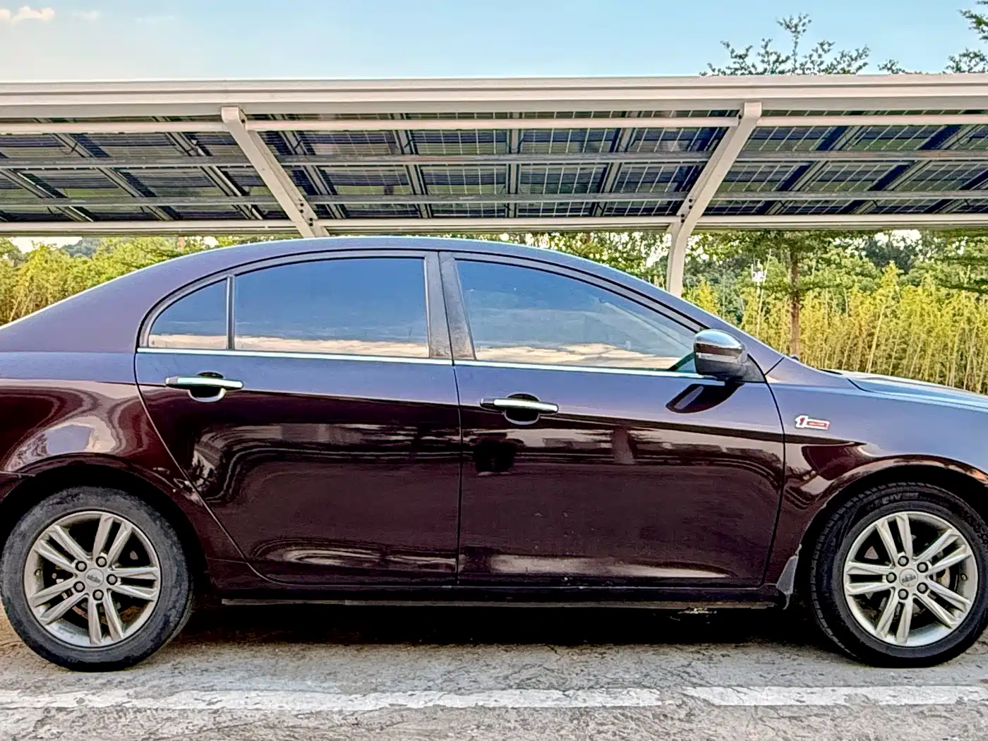 Photo 4 - Geely Emgrand
