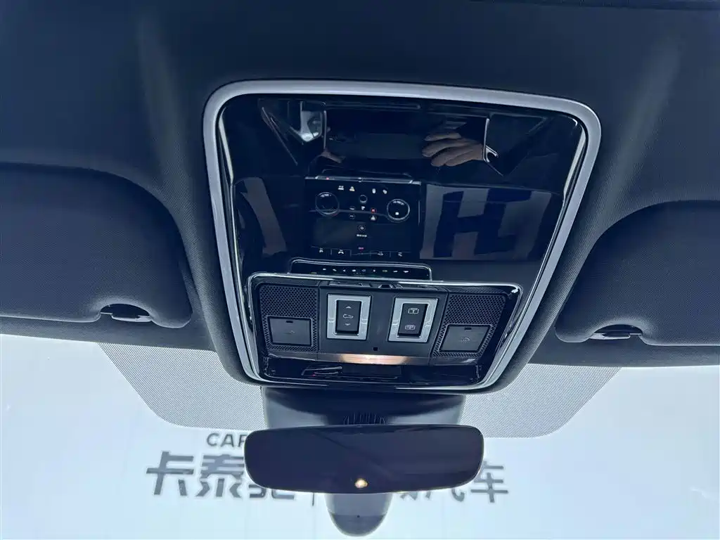 Land Rover Range Rover Velar 2018 P250 S фото 20