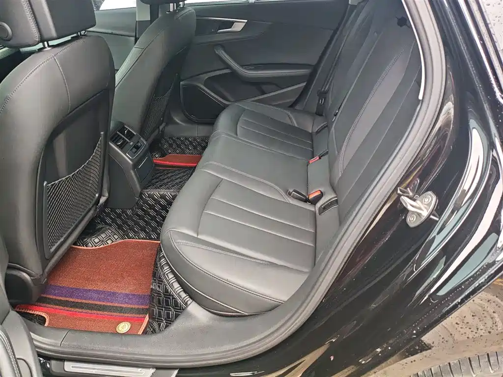 Audi A4L 2022 40 TFSI Luxury Elegance фото 19