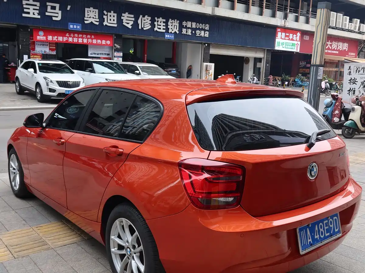 BMW 1 Series (Import) 2013 Facelift 118i Sport Model фото 5