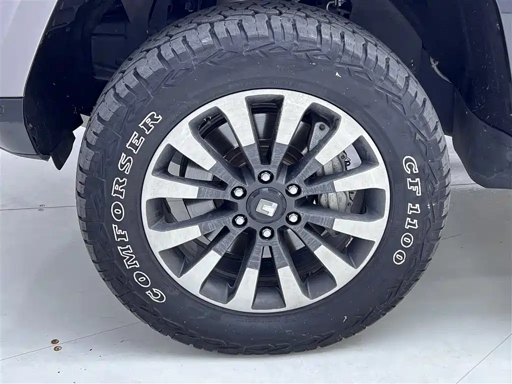 TANK TANK 700 NEW ENERGY