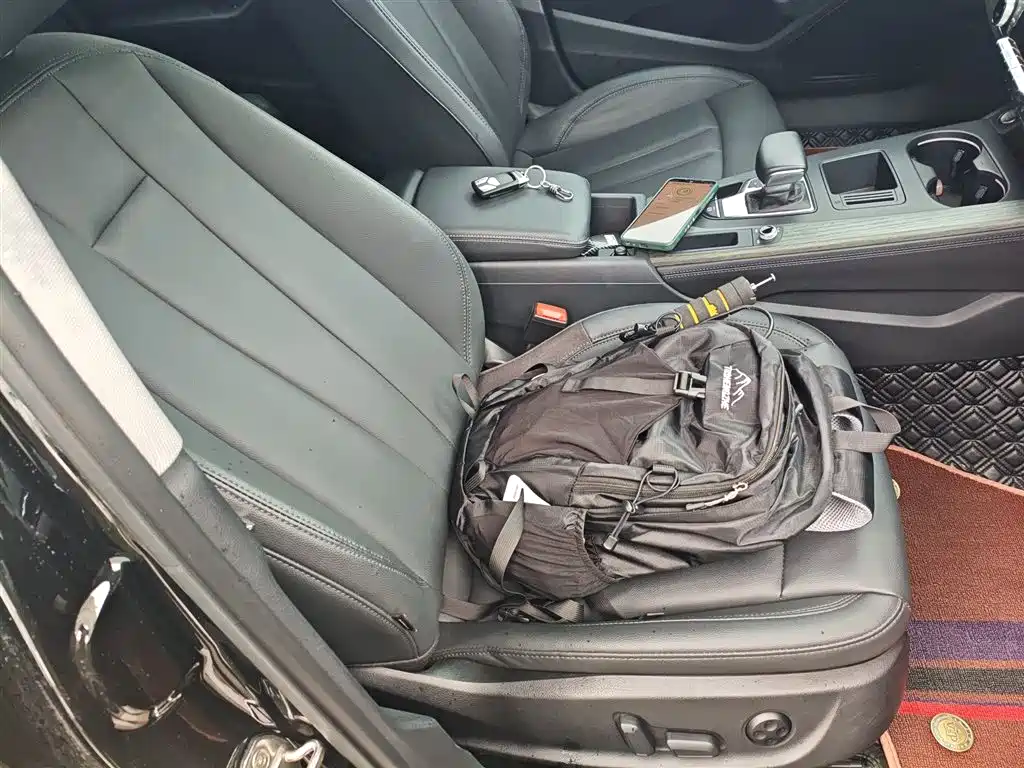 Audi A4L 2022 40 TFSI Luxury Elegance фото 4