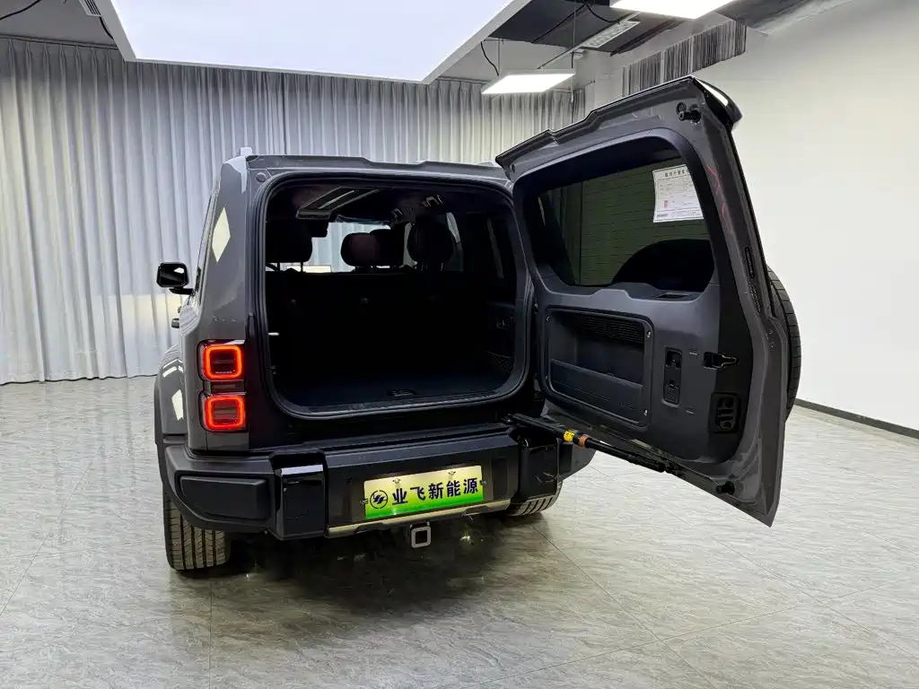 iCAR V27 2026 2026 200KM AWD Falcon 500