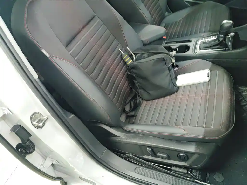 Volkswagen Lavida 2024 Model 300TSI DSG Starlight Full Comfort Edition фото 25