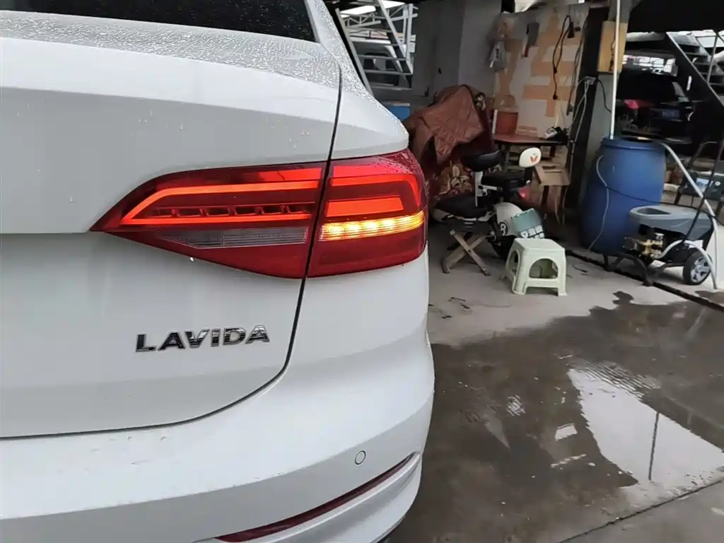 Volkswagen Lavida 2019 1.5L Auto Vision Edition China VI фото 8