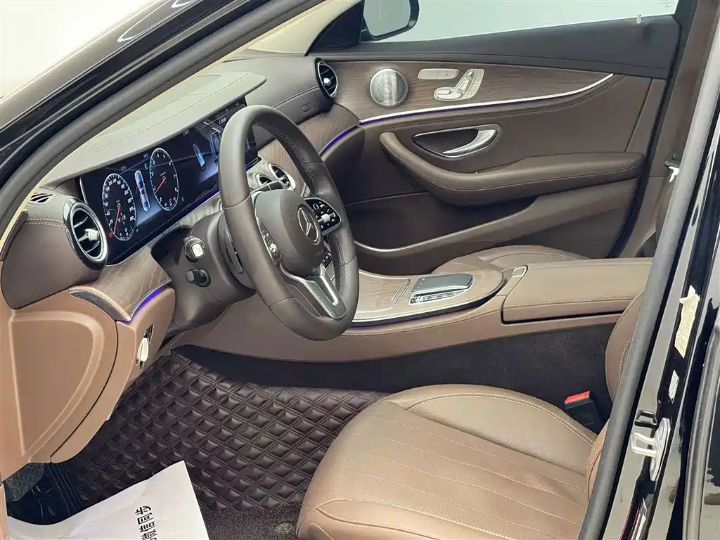Mercedes-Benz E-Class 2020 E 300 L Luxury Model фото 13