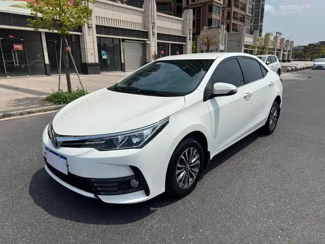 TOYOTA COROLLA
