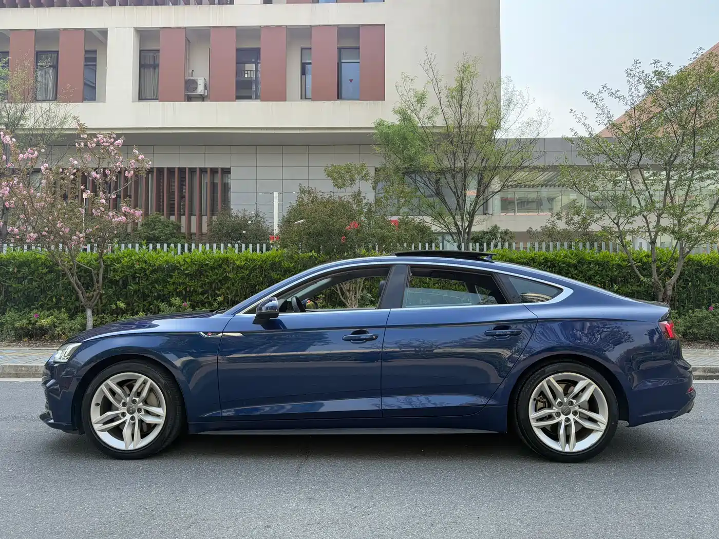 Audi A5 (Import) 2017 Sportback 45 TFSI Fashion фото 7