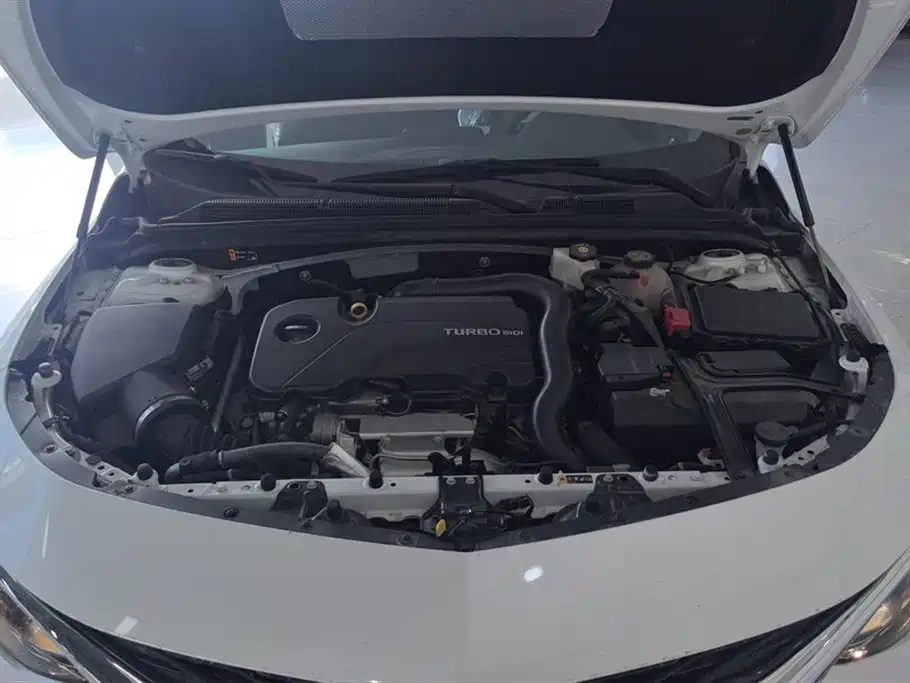 Chevrolet Malibu XL 2023 1.5T RS Edition фото 10