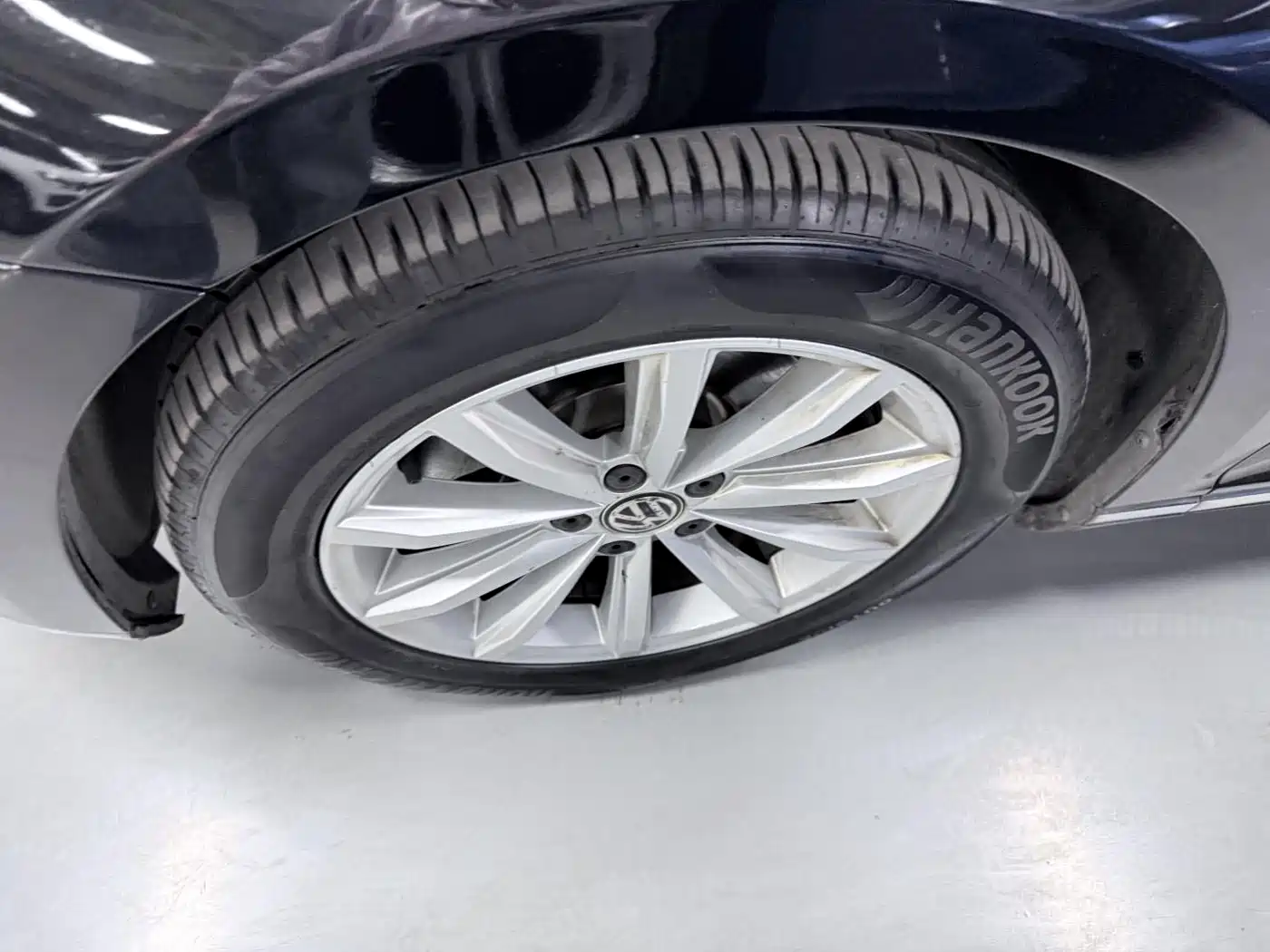 Volkswagen Magotan 2018 330TSI DSG Leading фото 4