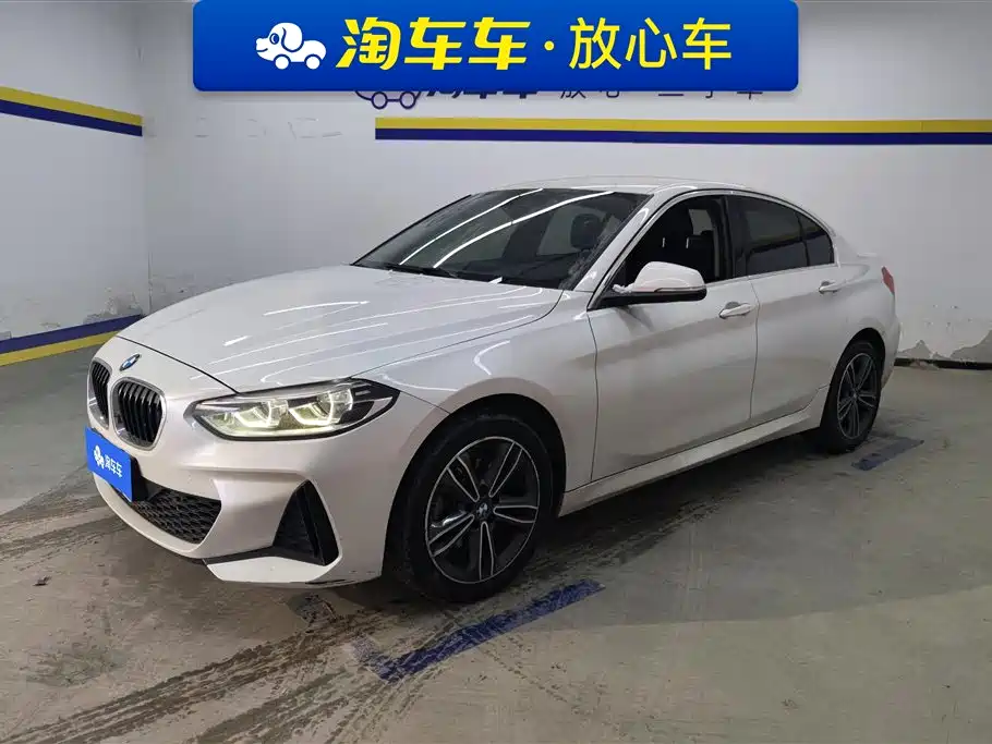 BMW 1 Series 2021 120i M Sport