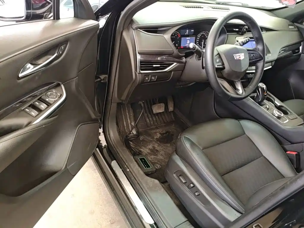 Cadillac XT4 2019 2018 Model 28T 2WD Technology