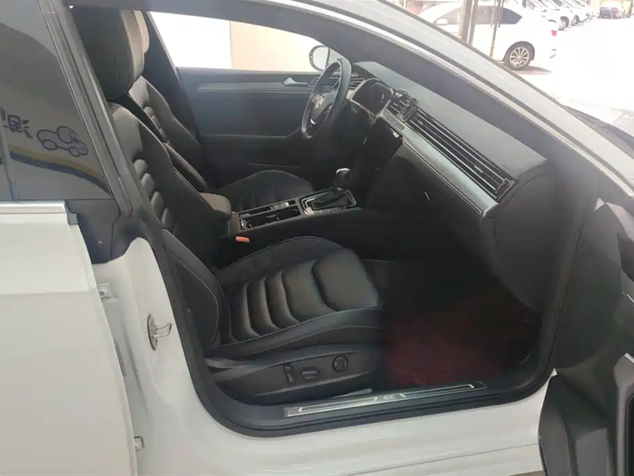 Volkswagen FAW-Volkswagen CC 2020 330TSI Glamour Version China VI фото 8