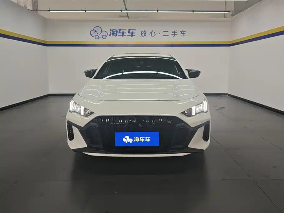 GAC Trumpchi Trumpchi Emkoo 2021 270T DCT J15 Edition фото 2