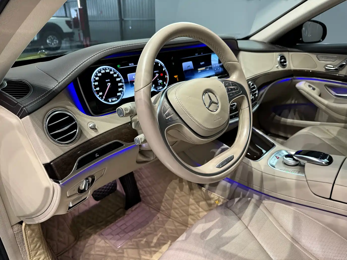 Mercedes-Benz S-Class 2016 S 320 L Business Edition фото 10