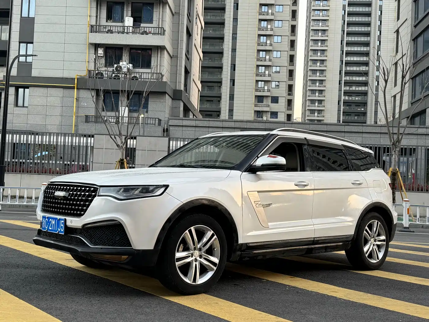 ZOTYE T700