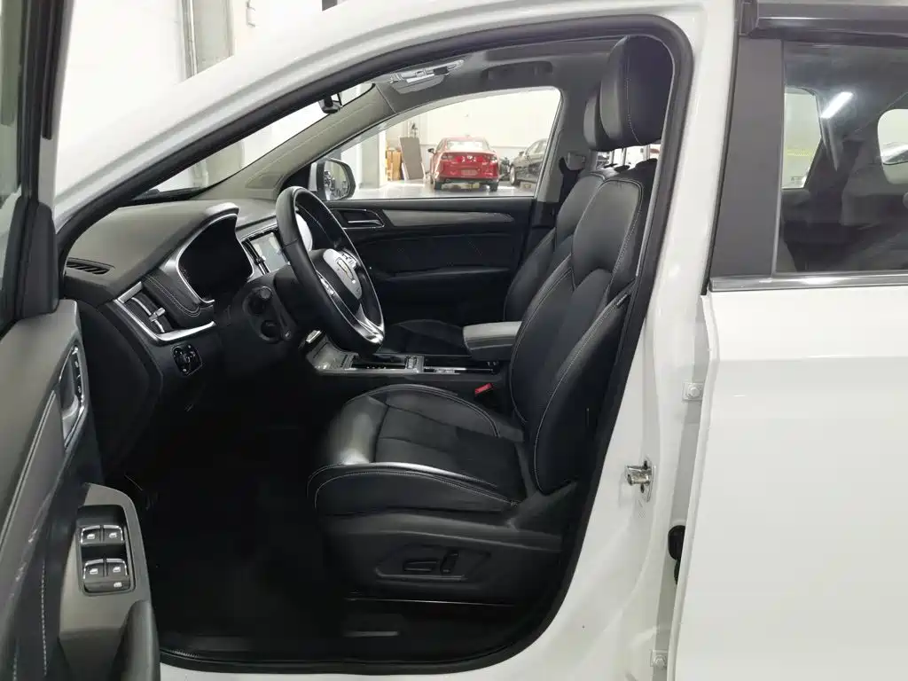 Roewe RX5 2016 2016 30T 2WD Automatic Internet Smart Edition
