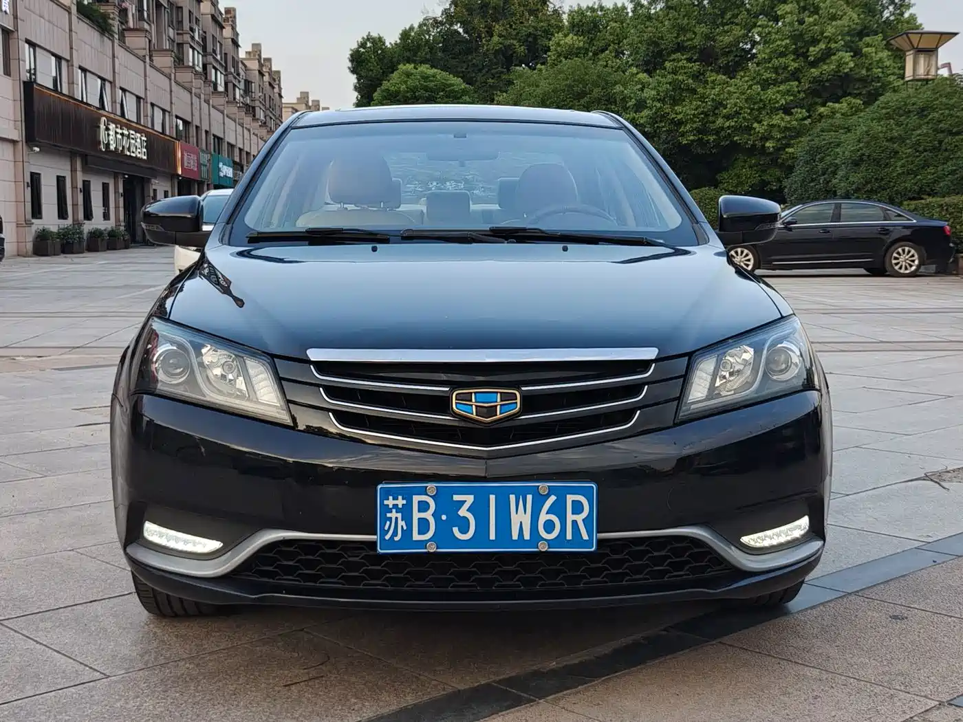 Geely Emgrand 2016 2016 Sedan 1.5L Manual Luxury