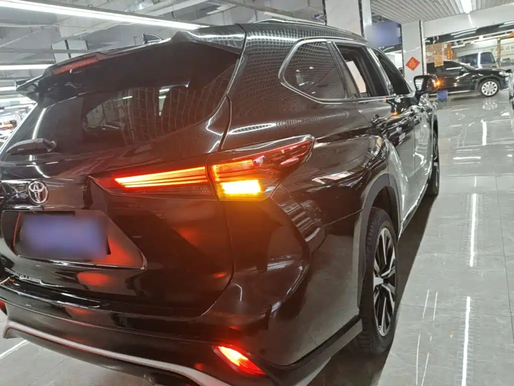 Toyota Crown Kluger 2022 2021 2.5L HEV 4WD Premium