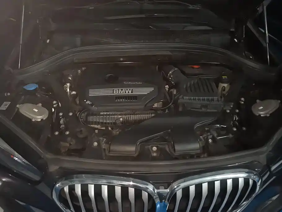 BMW X1 2021 sDrive25Li Leading фото 10