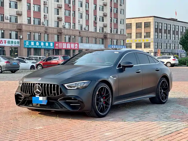 MERCEDES-BENZ AMG GT