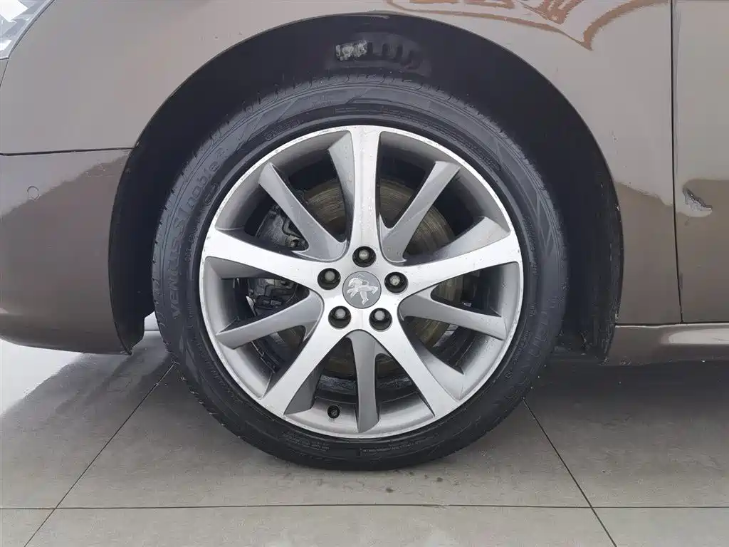 Peugeot 508 2015 1.8THP Auto Flagship Edition фото 17