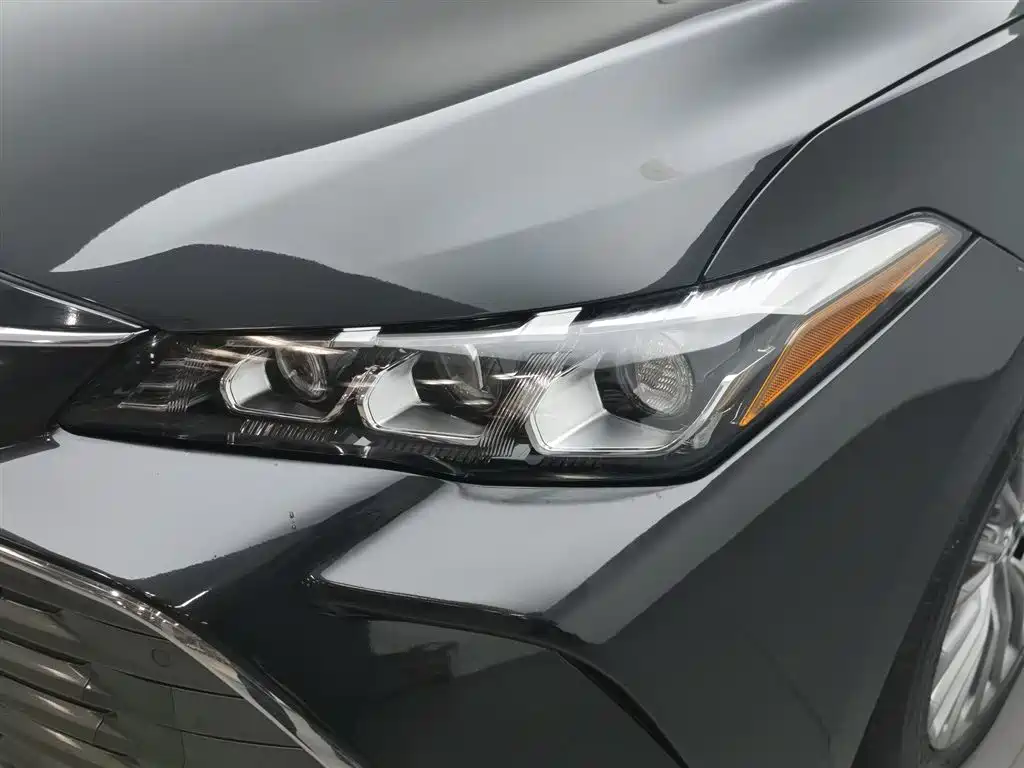 Toyota Avalon 2019 Hybrid 2.5L XLE Premium Edition China VI фото 7